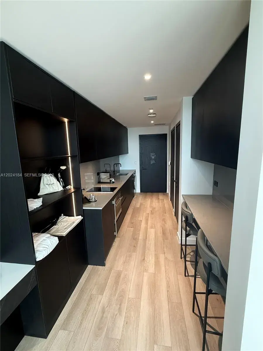 20 NE 11 St # 2601, Miami FL 33132