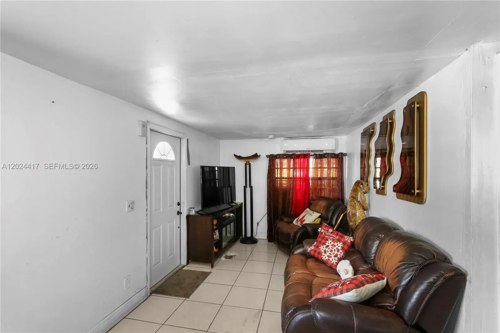 827 SW 128 AVE, Miami FL 33184