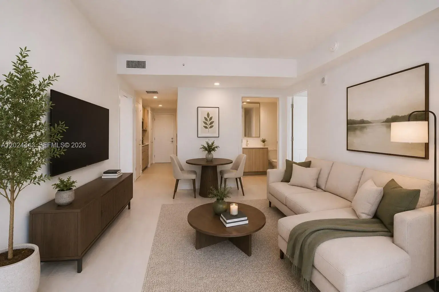 77 SE 5th st # 2305, Miami FL 33131