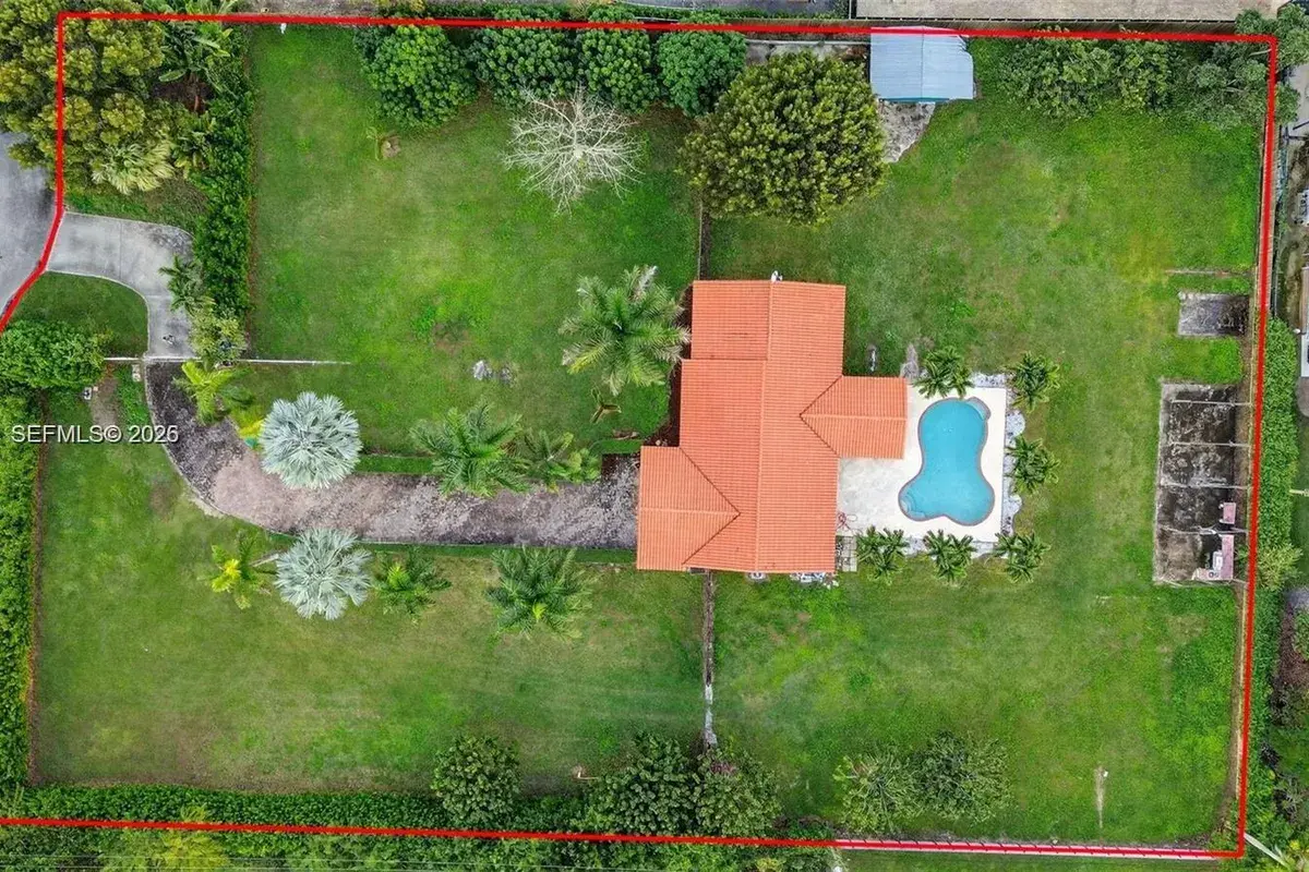 21080 SW 242nd St, Homestead FL 33031