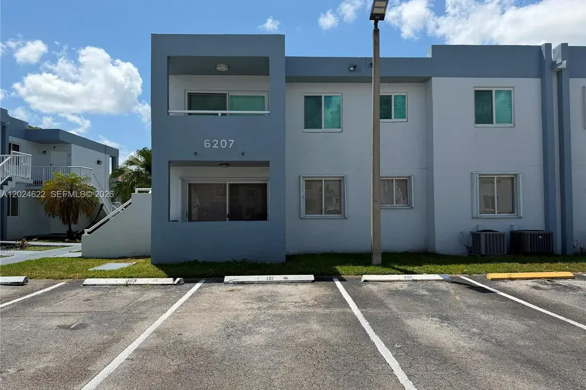 6207 SW 131st Ct # 101, Miami FL 33183