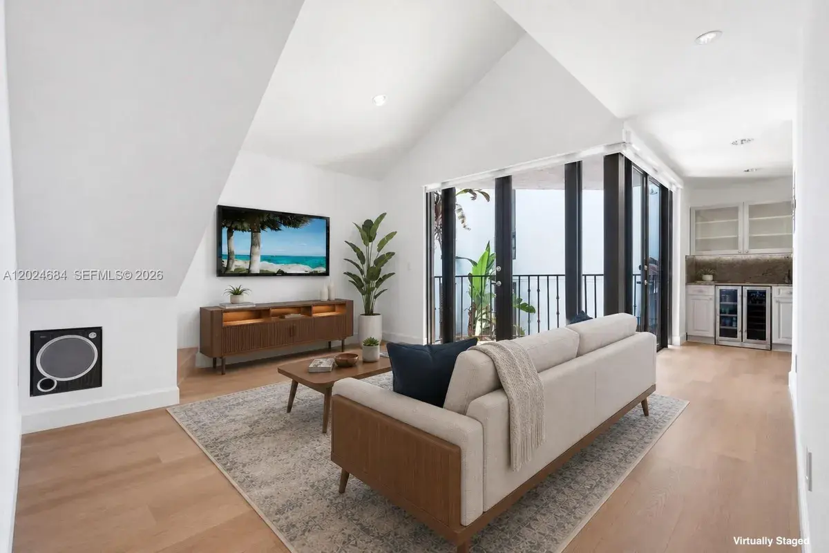 3114 Bird Ave # 3114, Miami FL 33133