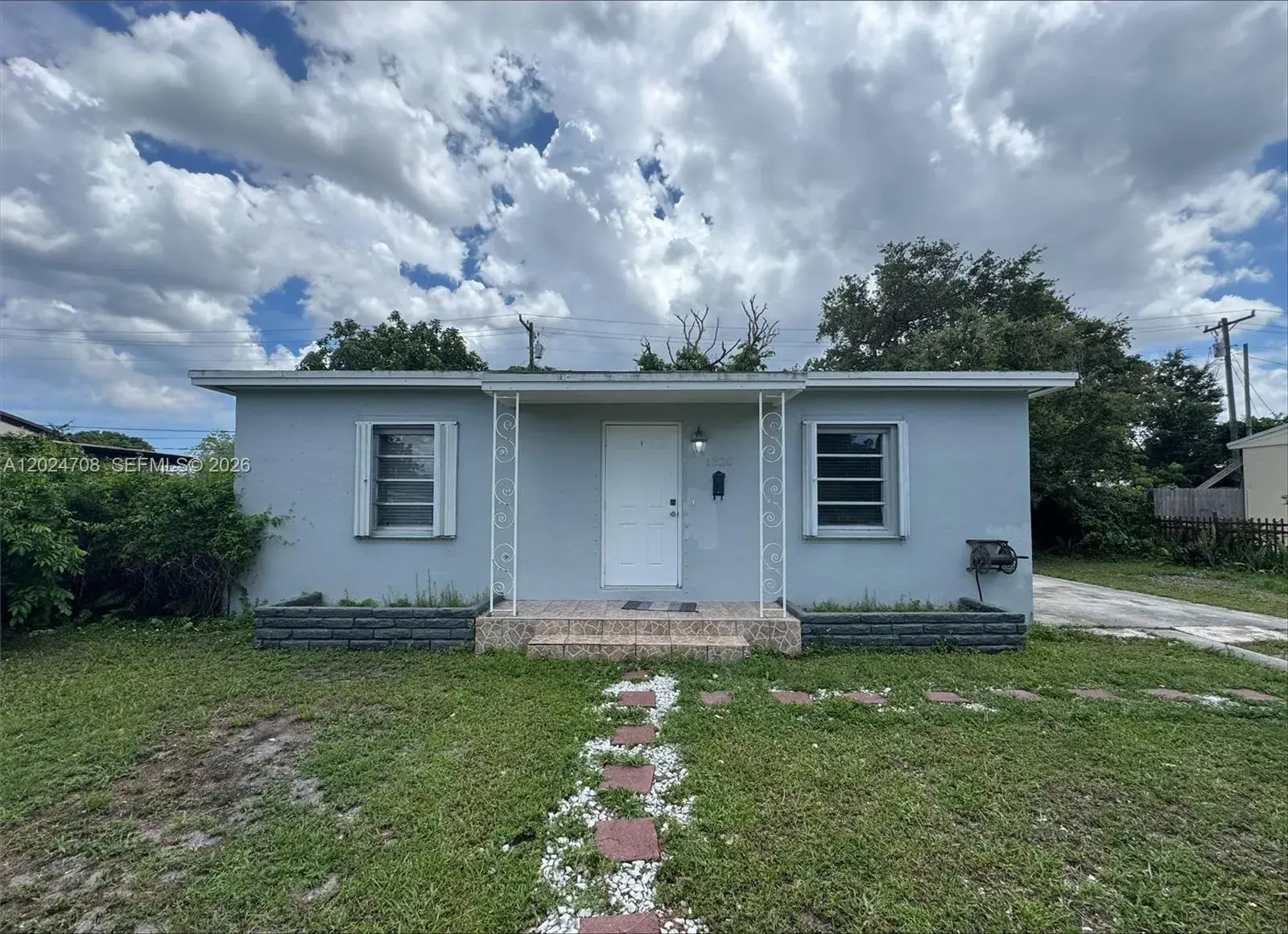 2 bedroom 1 bath Residential Lease for rent at 1320 NW 87th St, Miami FL 33147