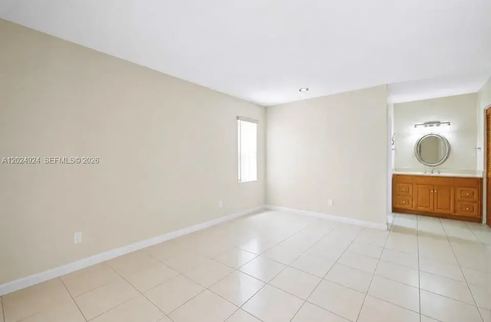 13440 SW 28th St, Miami FL 33175