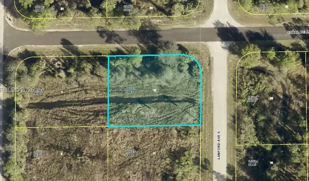 326 Lanford Ave., Lehigh Acres FL 33974