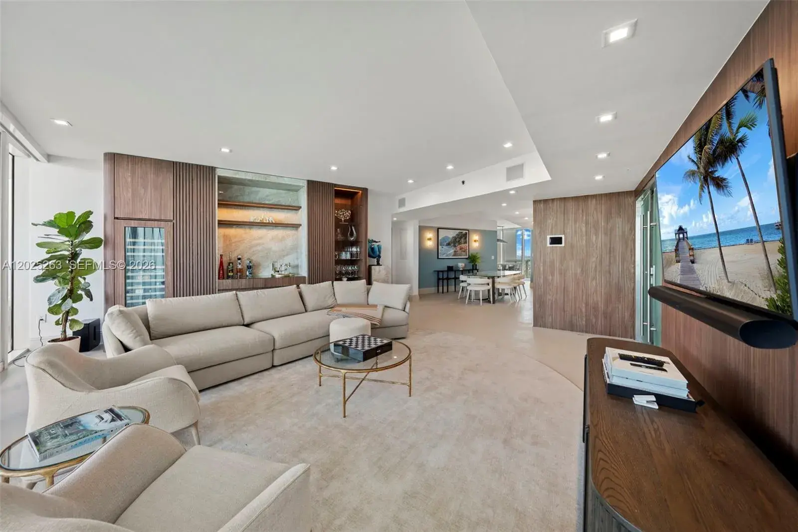 1000 S Pointe Dr # 2803, Miami Beach FL 33139