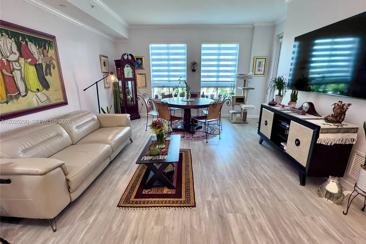 7355 SW 89th St # 423N, Miami FL 33156