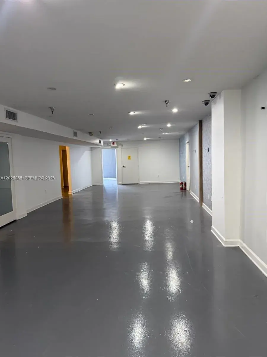 Commercial Sale for sale at 3002 NW 79th Ave # 3002, Doral FL 33122