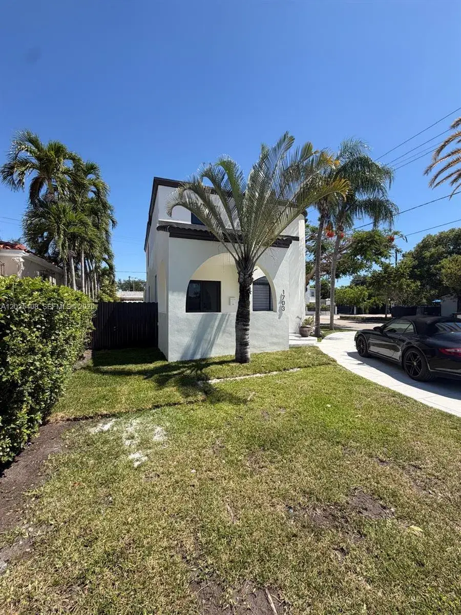 5 bedroom 5 bath Residential for sale at 1703 SW 16th, Miami FL 33145