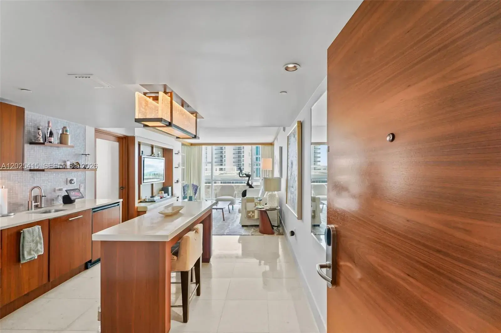 6801 Collins Ave # 708, Miami Beach FL 33141