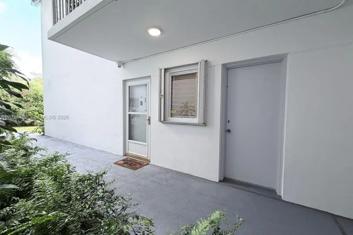 9159 SW 77th Ave # 112, Miami FL 33156