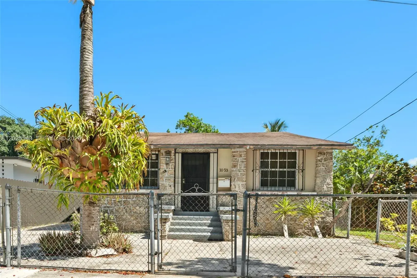 2 bedroom 1 bath Residential for sale at 1053 NW 28th St, Miami FL 33127