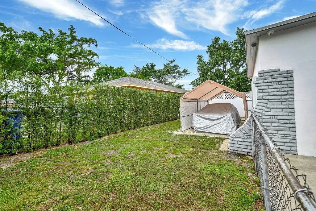 600 NW 34th Ave, Miami FL 33125