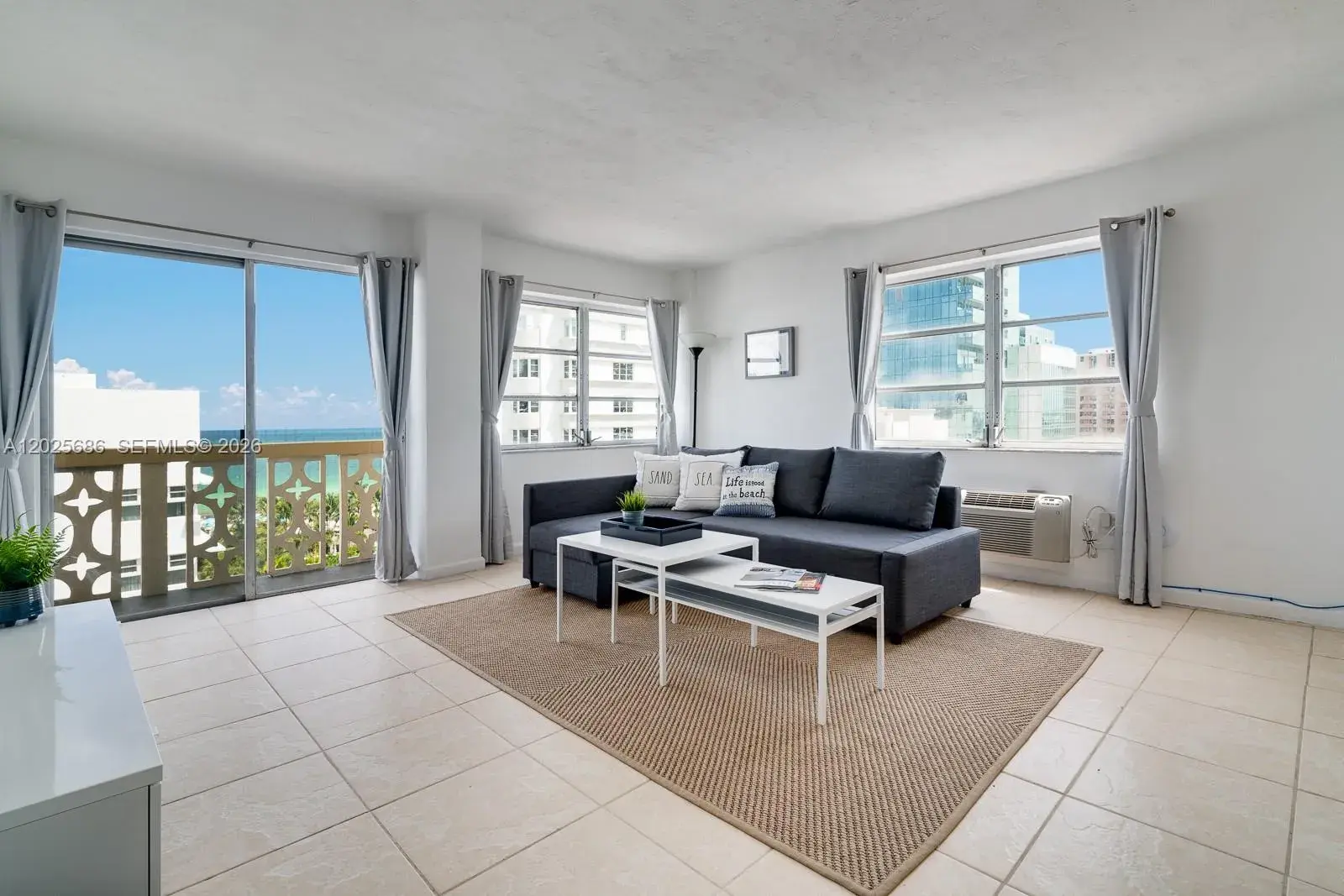 3100 Collins Ave # 1101, Miami Beach FL 33140