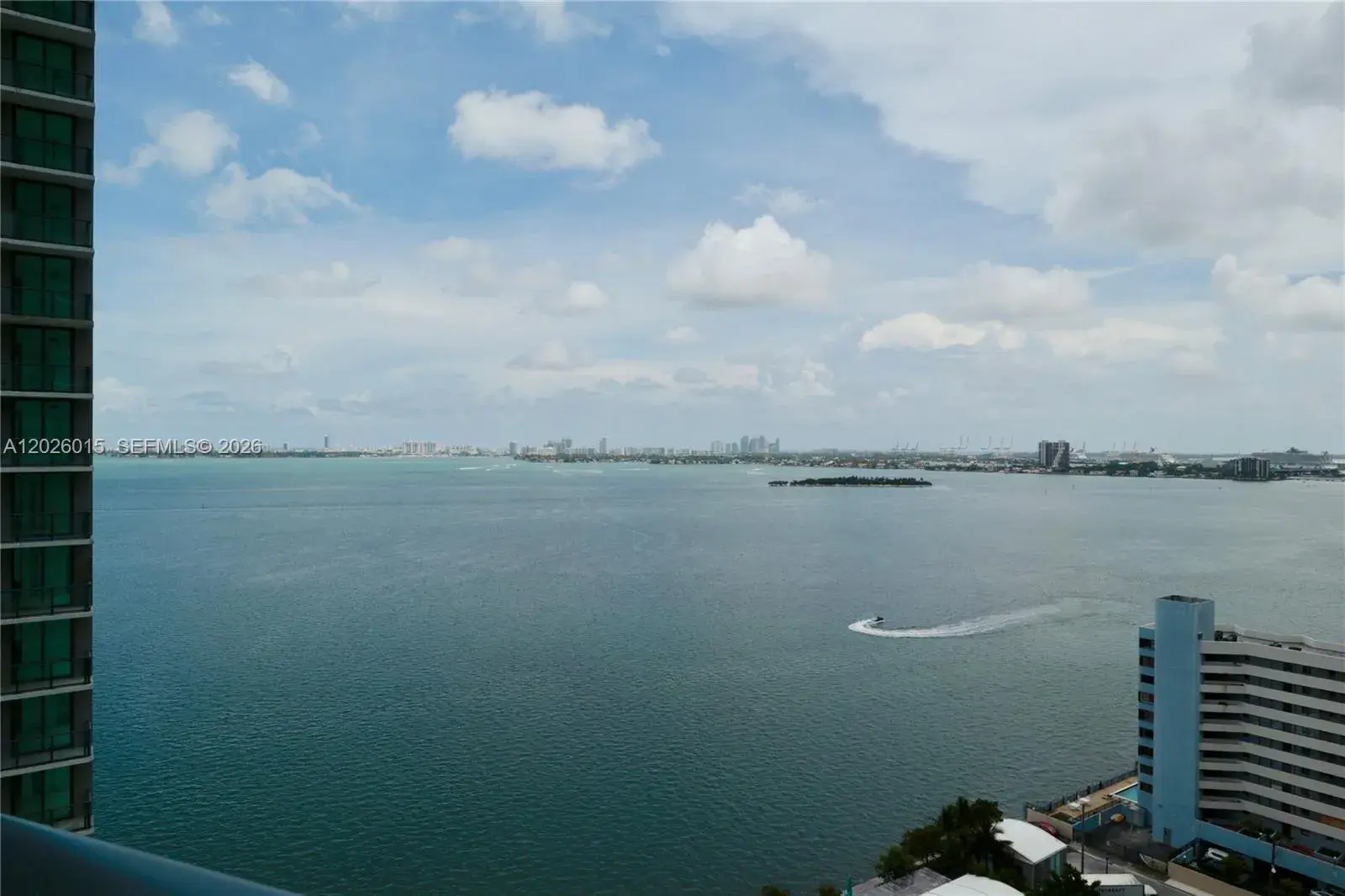2 bedroom 2 bath Residential Lease for rent at 650 NE 32 # 1906, Miami FL 33137