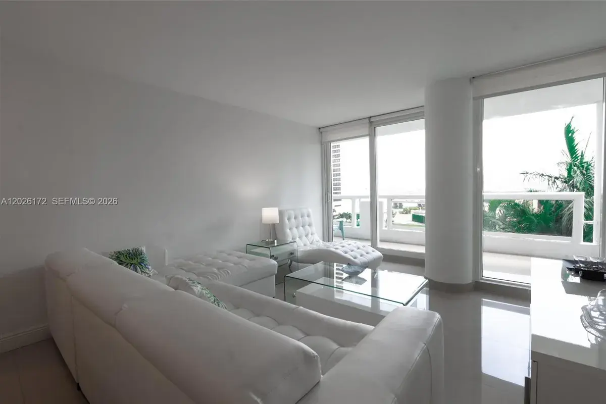 1717 N Bayshore Dr # 1253, Miami FL 33132