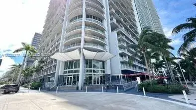 1 bedroom 1 bath Residential for sale at 690 SW 1st Ct # 1908, Miami FL 33130