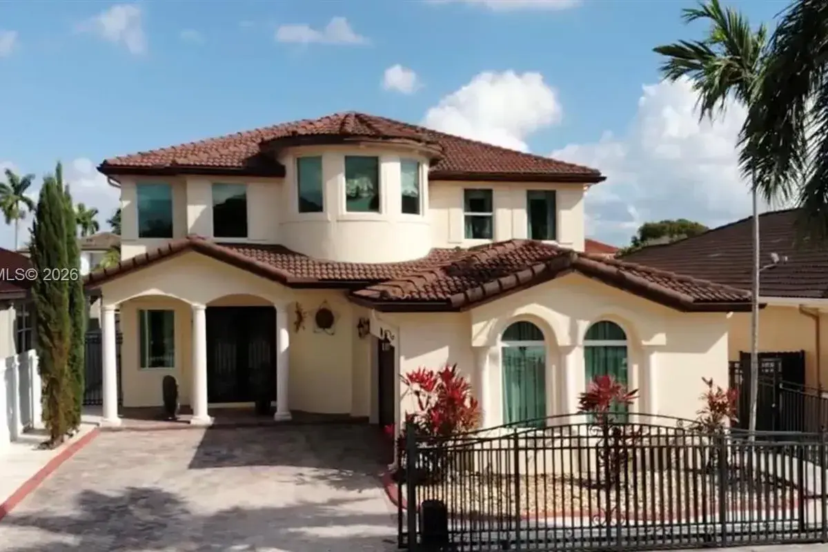 1065 SW 150th Pl, Miami FL 33194