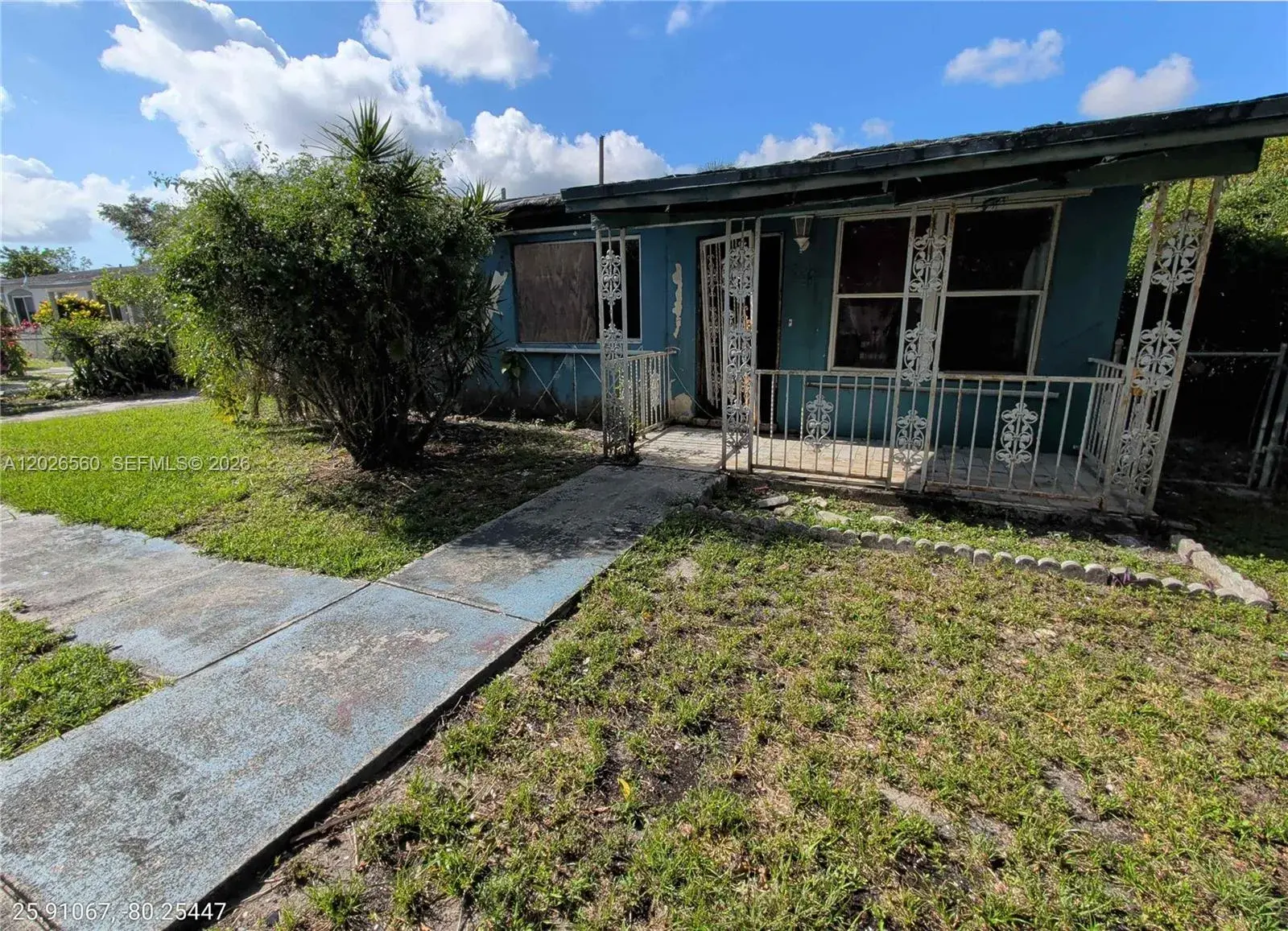 820 Curtiss Dr, Opa-Locka FL 33054