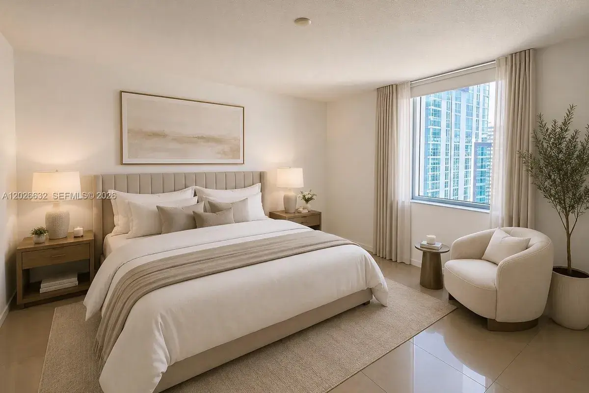 1060 Brickell Ave # 3915, Miami FL 33131