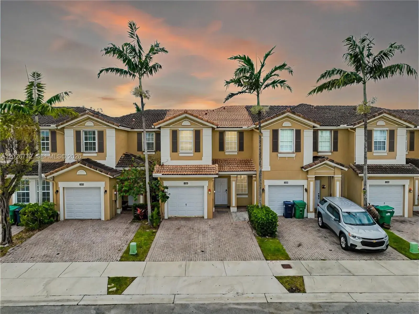 3 bedroom 2 bath Residential for sale at 11866 SW 152nd Pl, Miami FL 33196