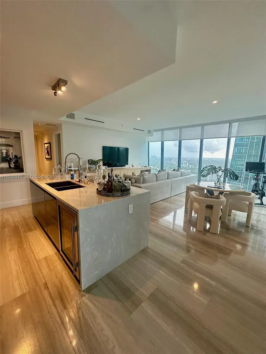 1451 Brickell Ave # 3804, Miami FL 33131