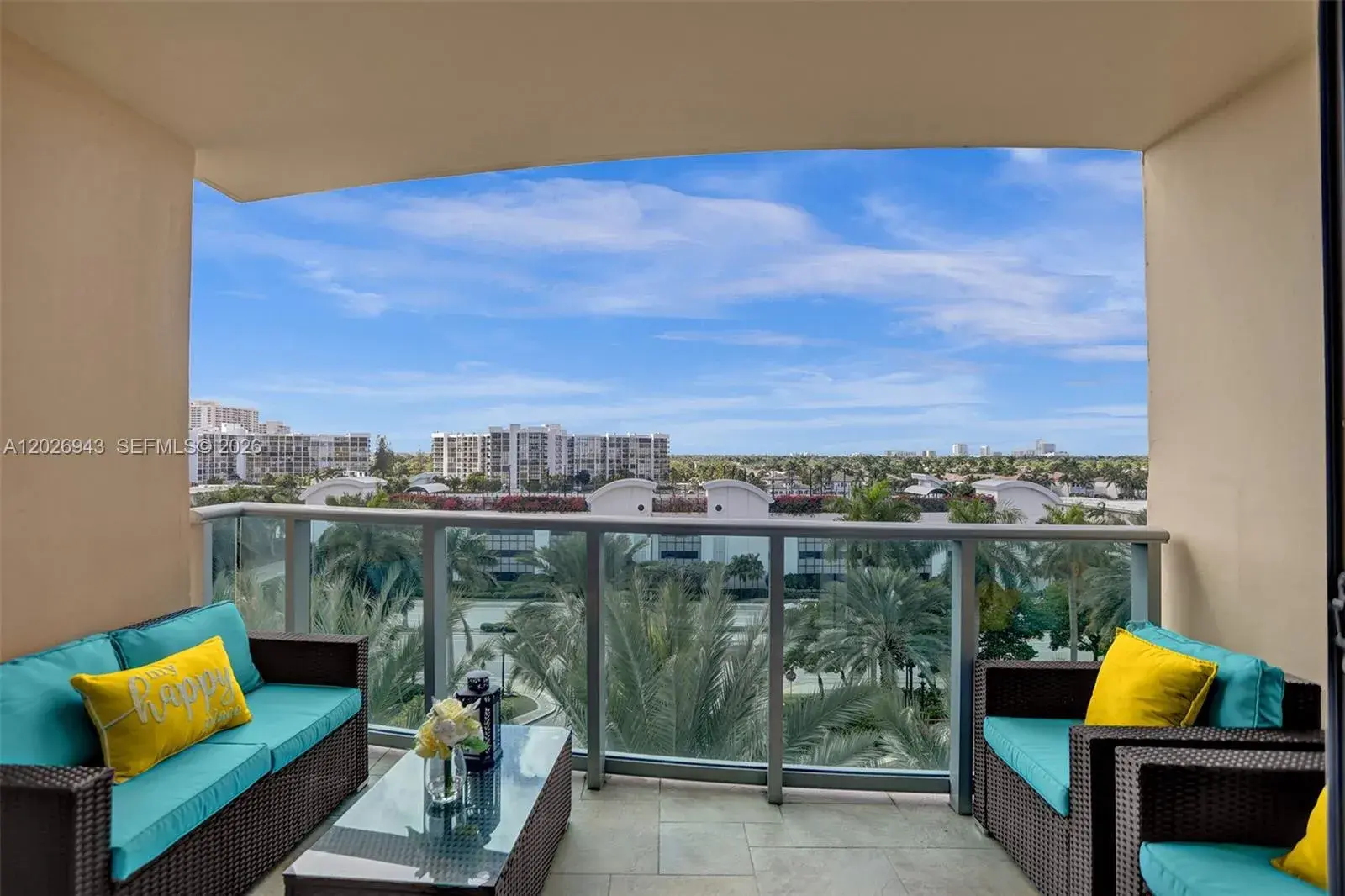 1 bedroom 1 bath Residential Lease for rent at 2501 S Ocean Dr, Hollywood FL 33019