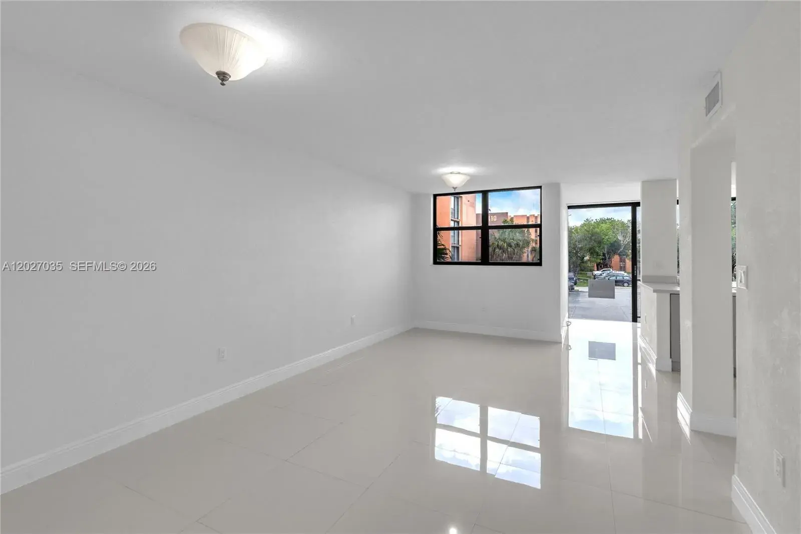2 bedroom 1 bath Residential for sale at 9440 W Flagler St # 208, Miami FL 33174