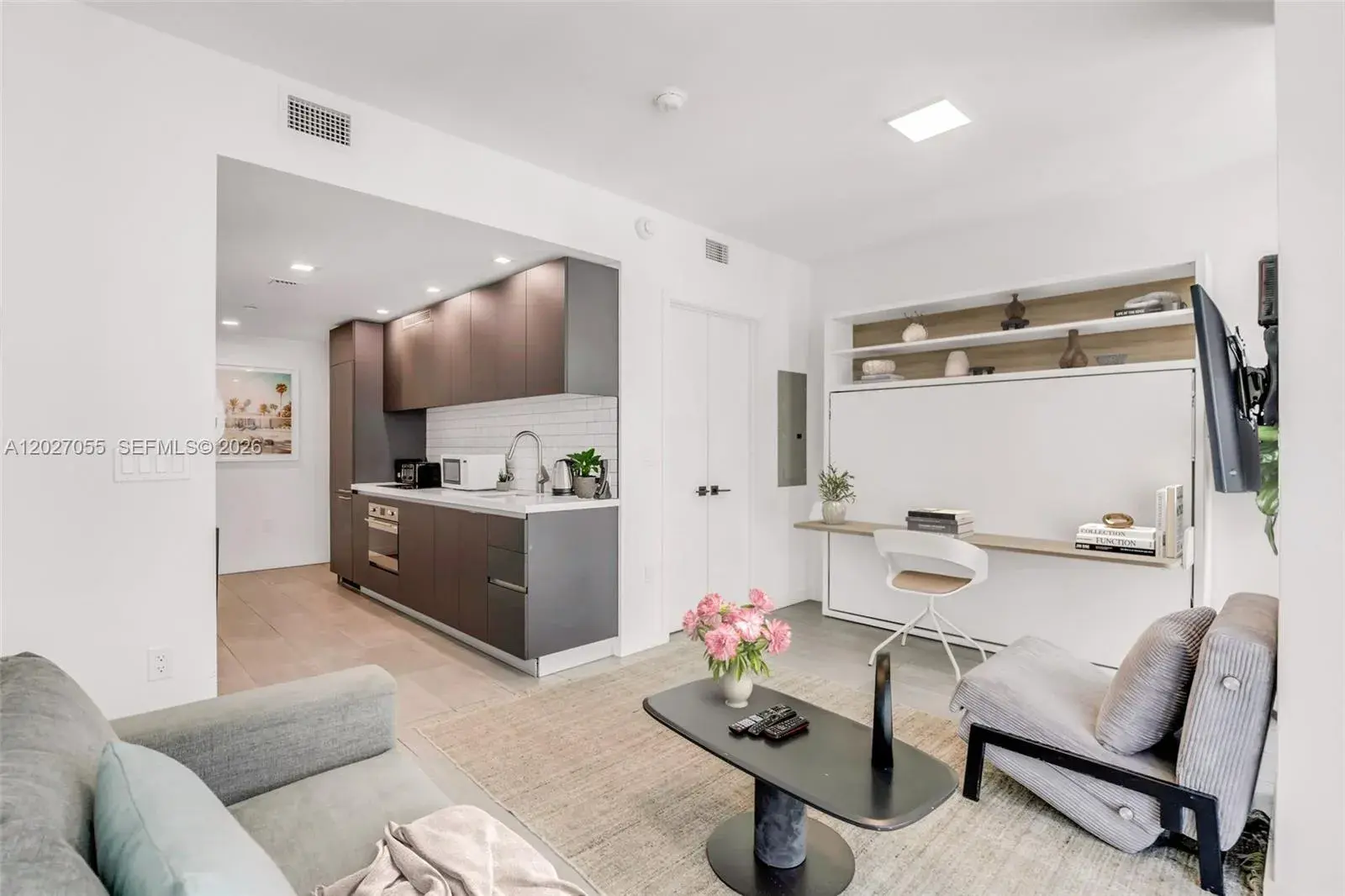 227 NE 2nd St # 2611, Miami FL 33132
