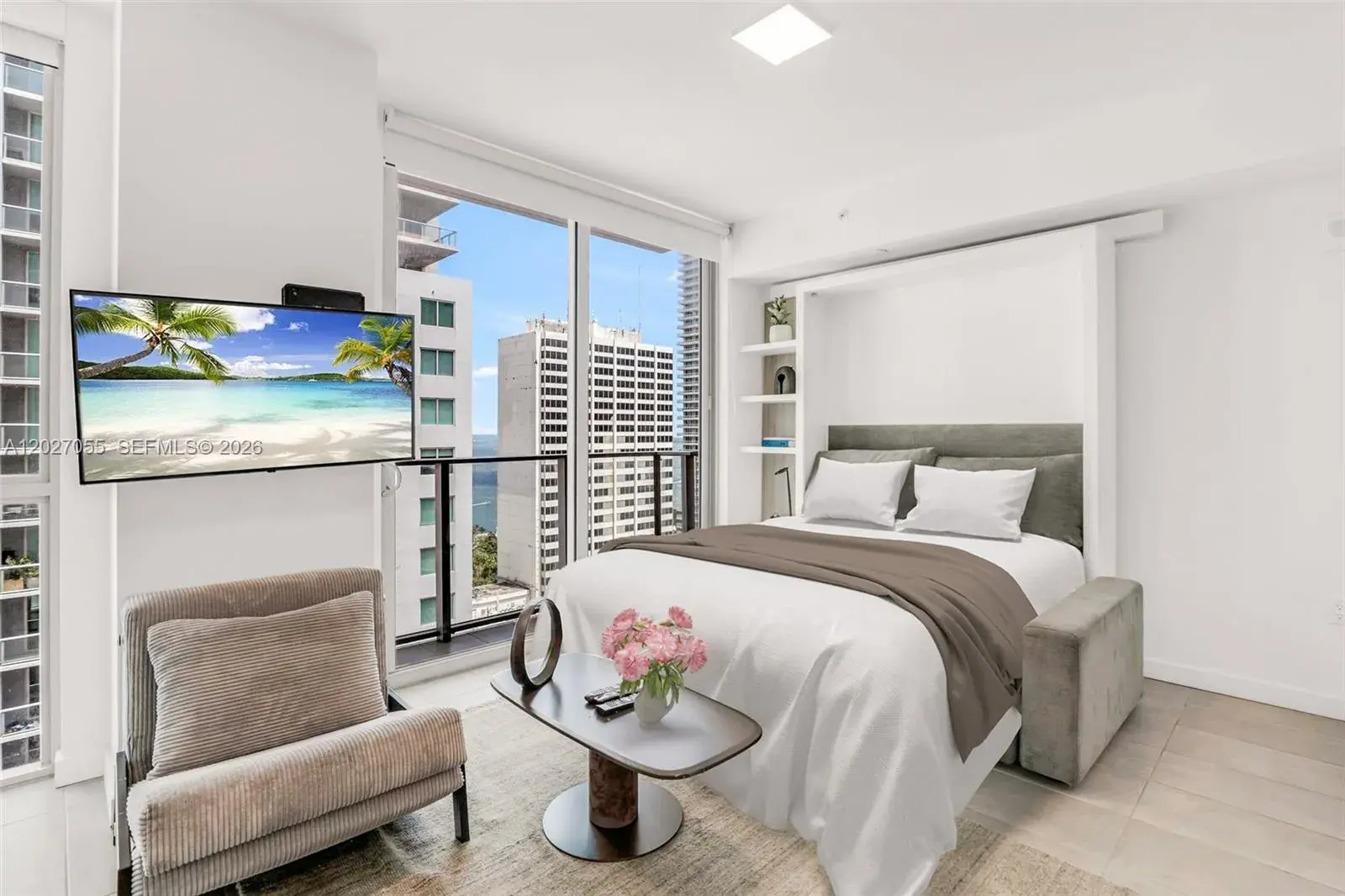 227 NE 2nd St # 2611, Miami FL 33132