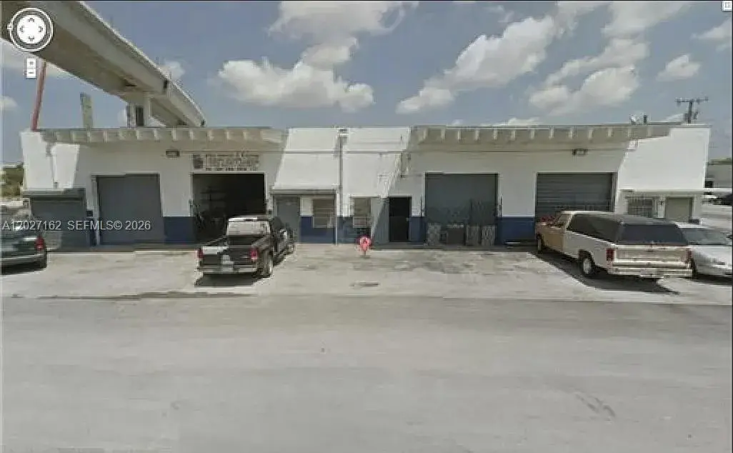 3805 NW 35th Ave, Miami FL 33142