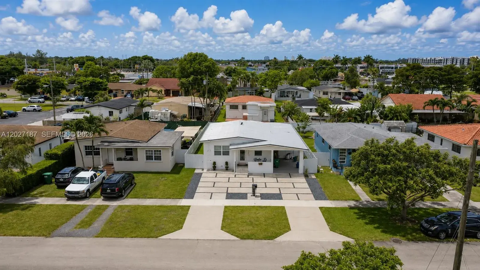 6748 SW 38th St, Miami FL 33155
