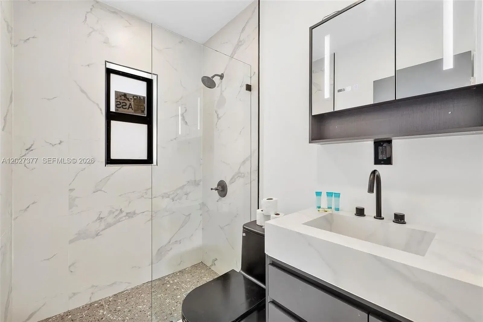 501 NW 46th St, Miami FL 33127