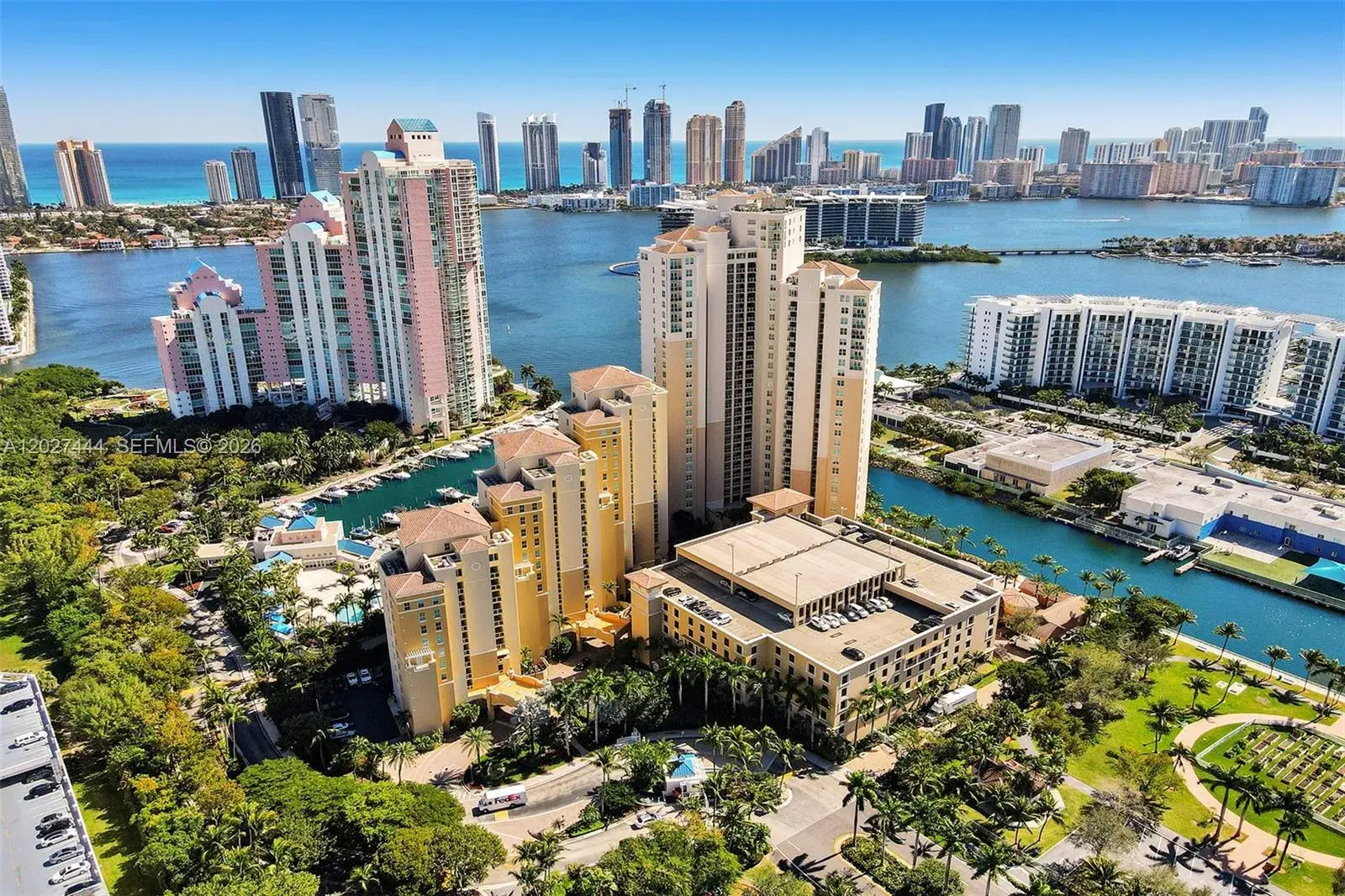 3 bedroom 3 bath Residential Lease for rent at 3330 NE 190th St # 2411, Aventura FL 33180