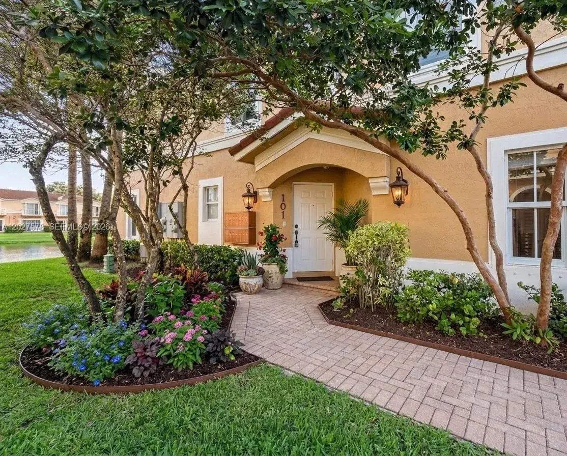 3 bedroom 2 bath Residential for sale at 12869 SW 31st Ct # 150, Miramar FL 33027