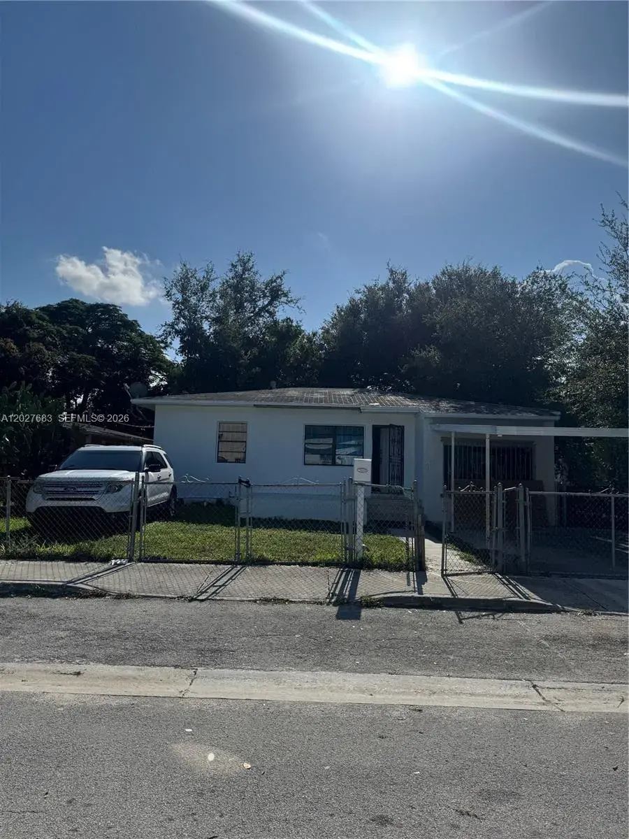 3 bedroom 2 bath Residential for sale at 6800 NW 2 CT, Miami FL 33150