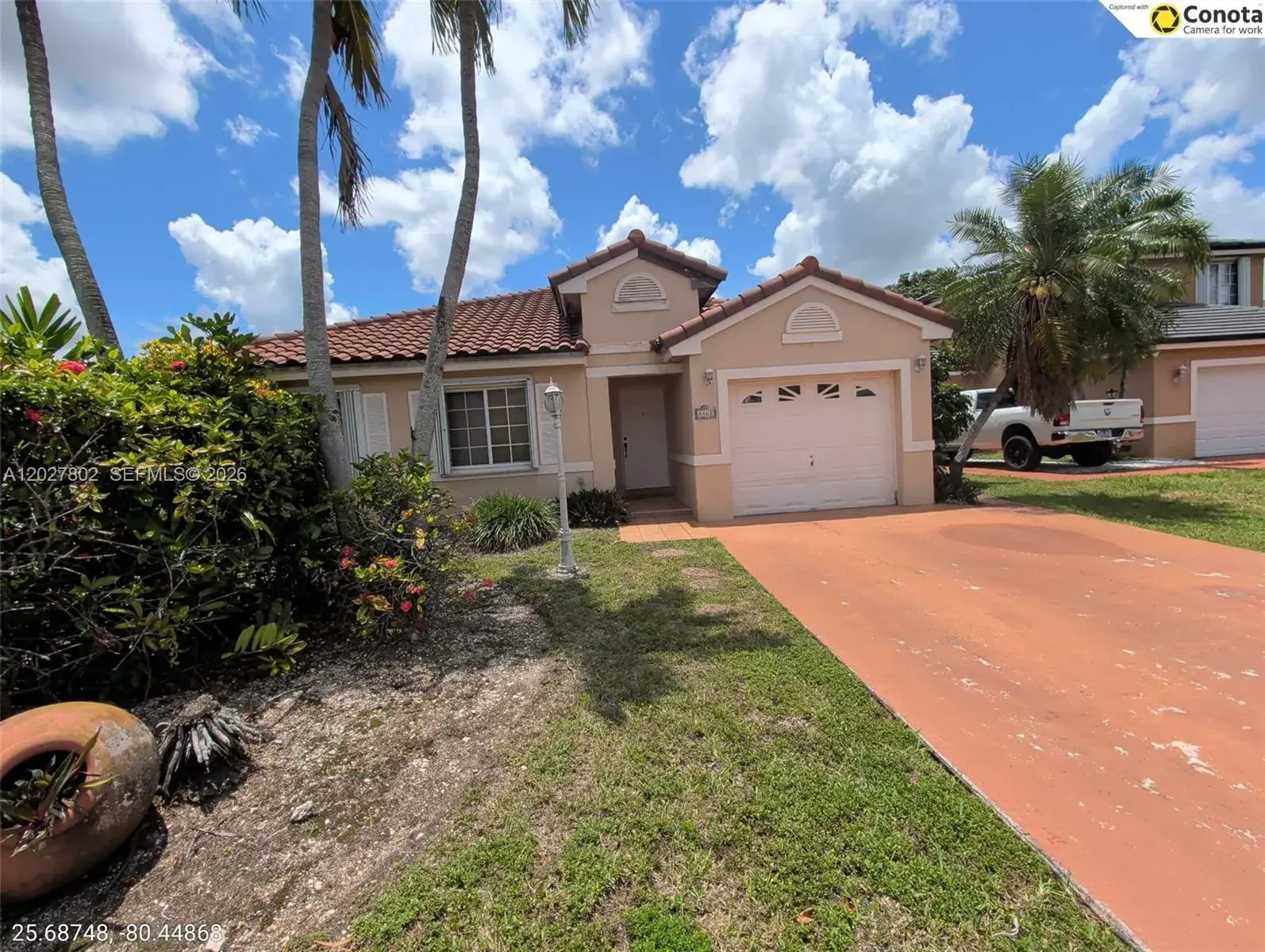 8462 SW 158th Ct, Miami FL 33193