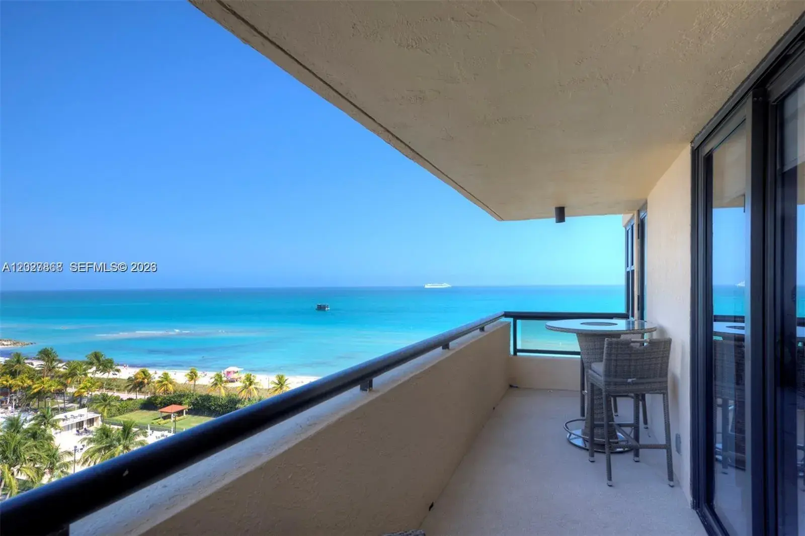 1 bedroom 2 bath Residential Lease for rent at 2555 Collins Ave # 1400, Miami Beach FL 33140