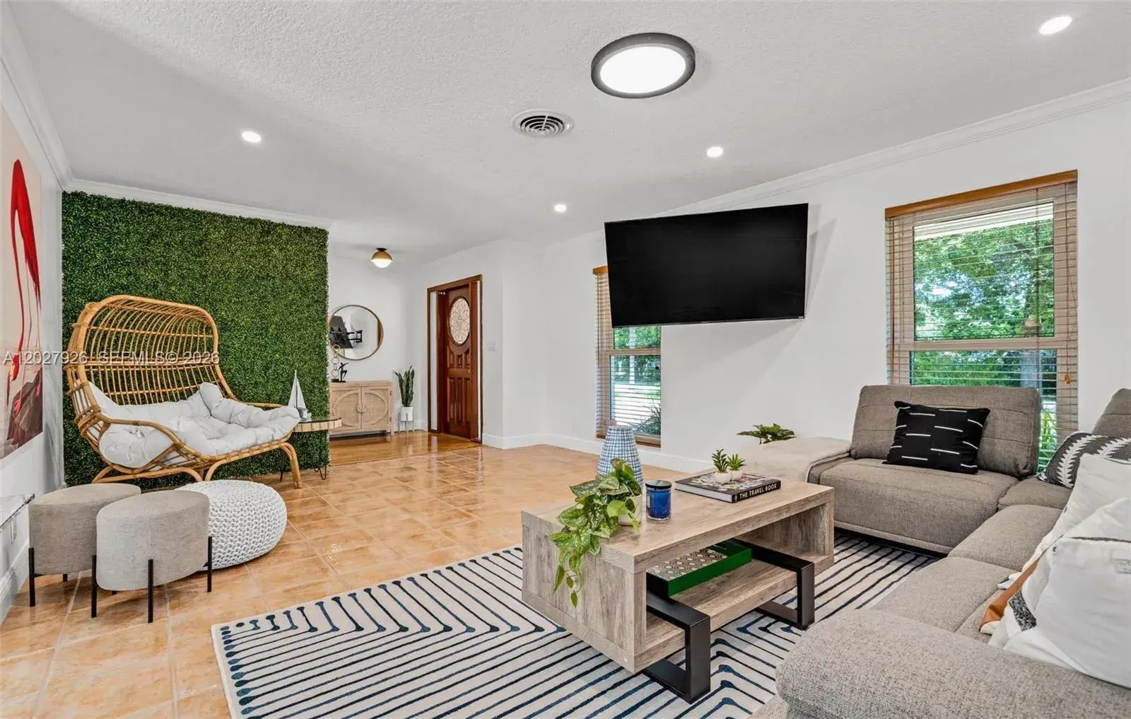 4 bedroom 2 bath Residential Lease for rent at 6421 NE 22nd Ave, Fort Lauderdale FL 33308