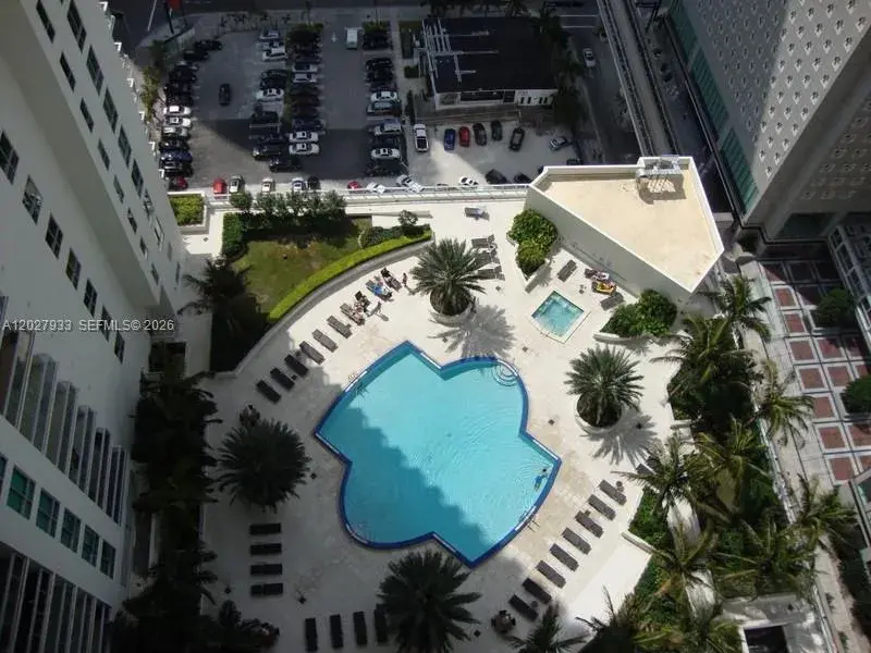 300 S Biscayne Blvd # 2909, Miami FL 33131