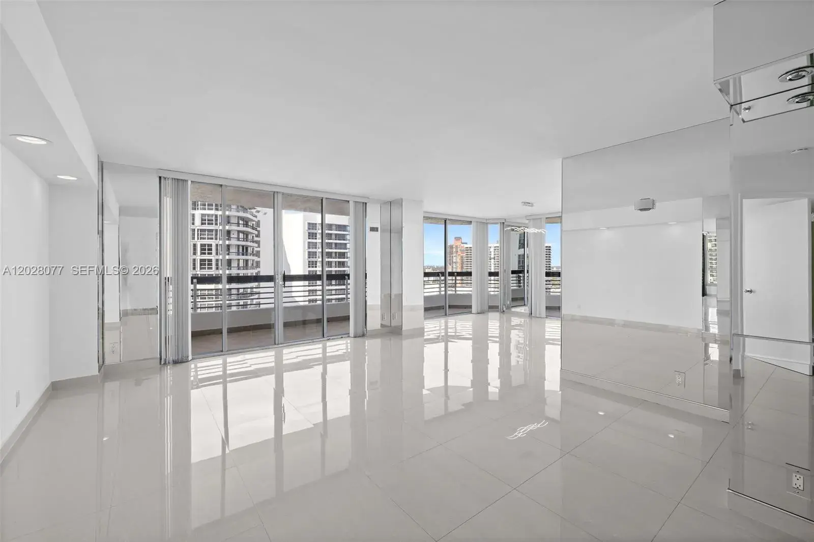 19195 NE 36th Ct # 2705, Aventura FL 33180