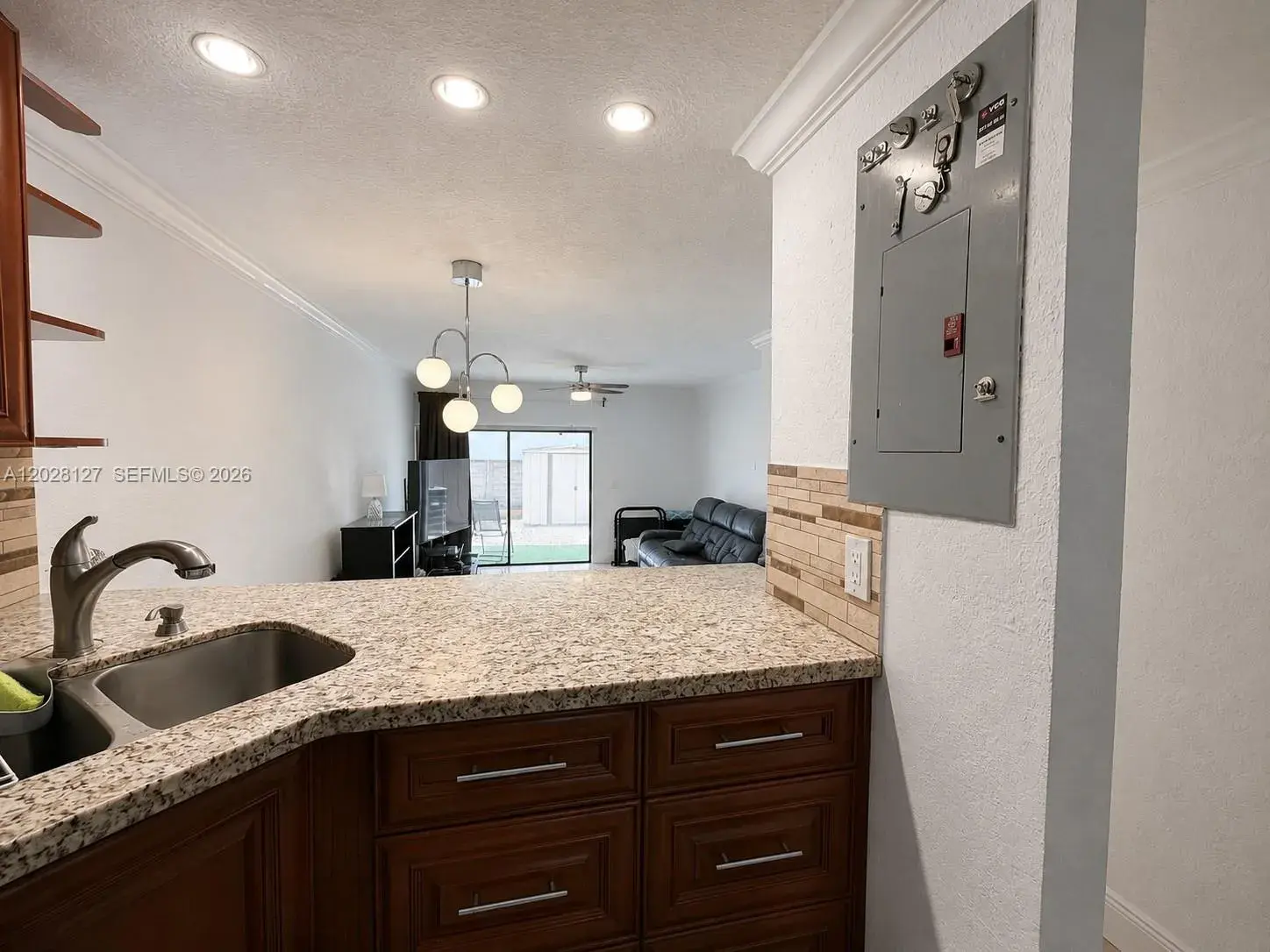 1901 NW S River Dr # 5A, Miami FL 33125