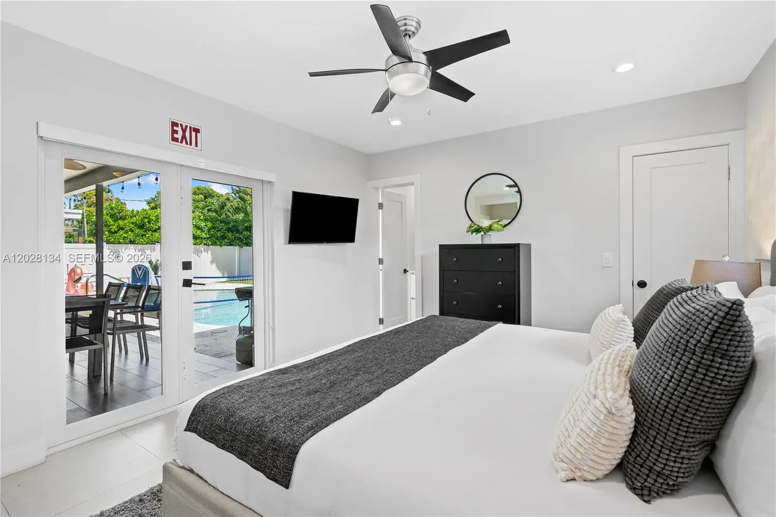 1329 Funston, Hollywood FL 33019