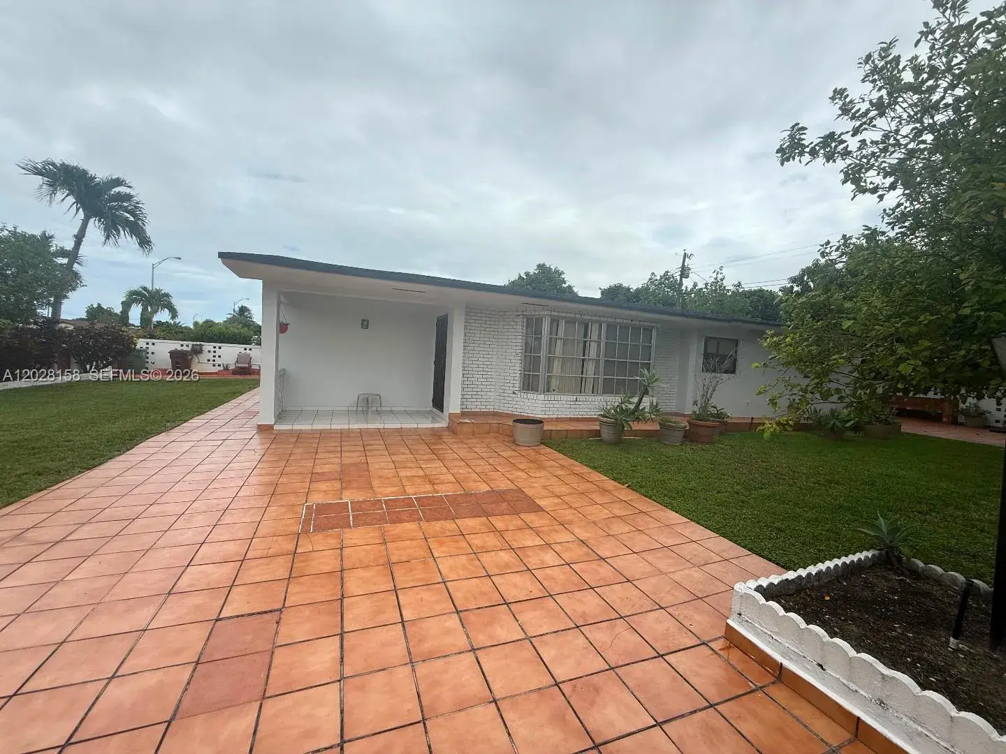 790 W 73rd Pl, Hialeah FL 33014 photo 5