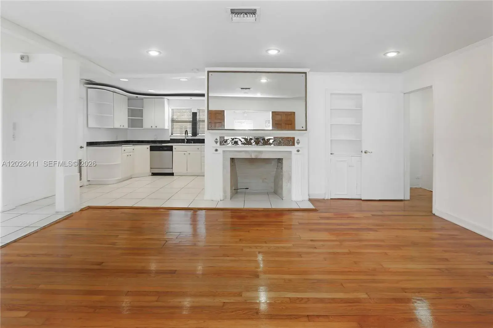 706 S 19th Ave, Hollywood FL 33020