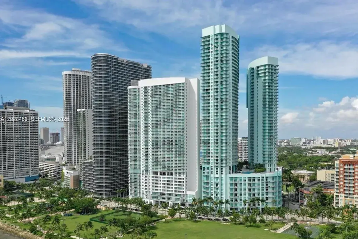 1900 N Bayshore Dr # 2415, Miami FL 33132
