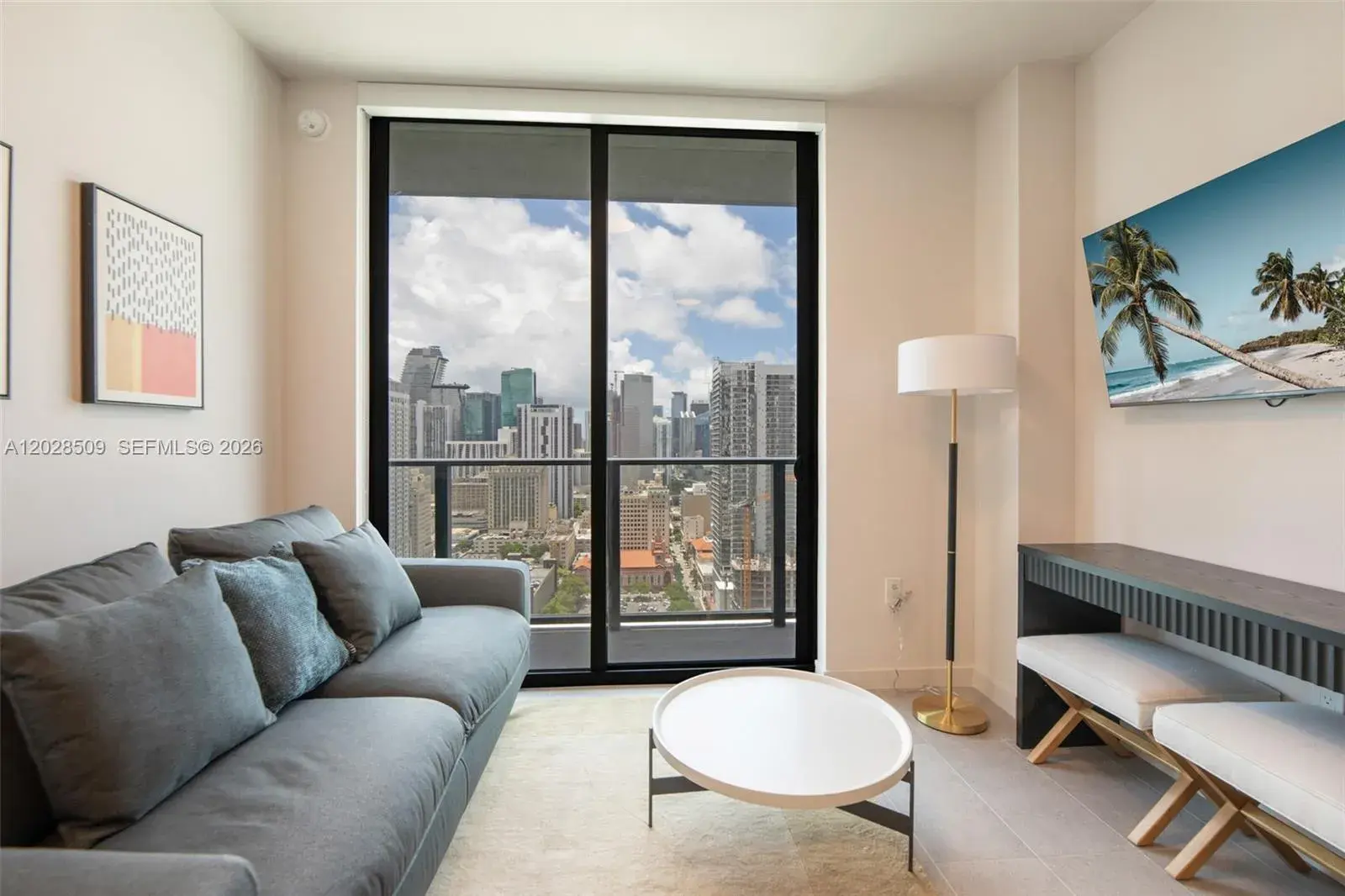 121 NE 5th St # 3102, Miami FL 33132
