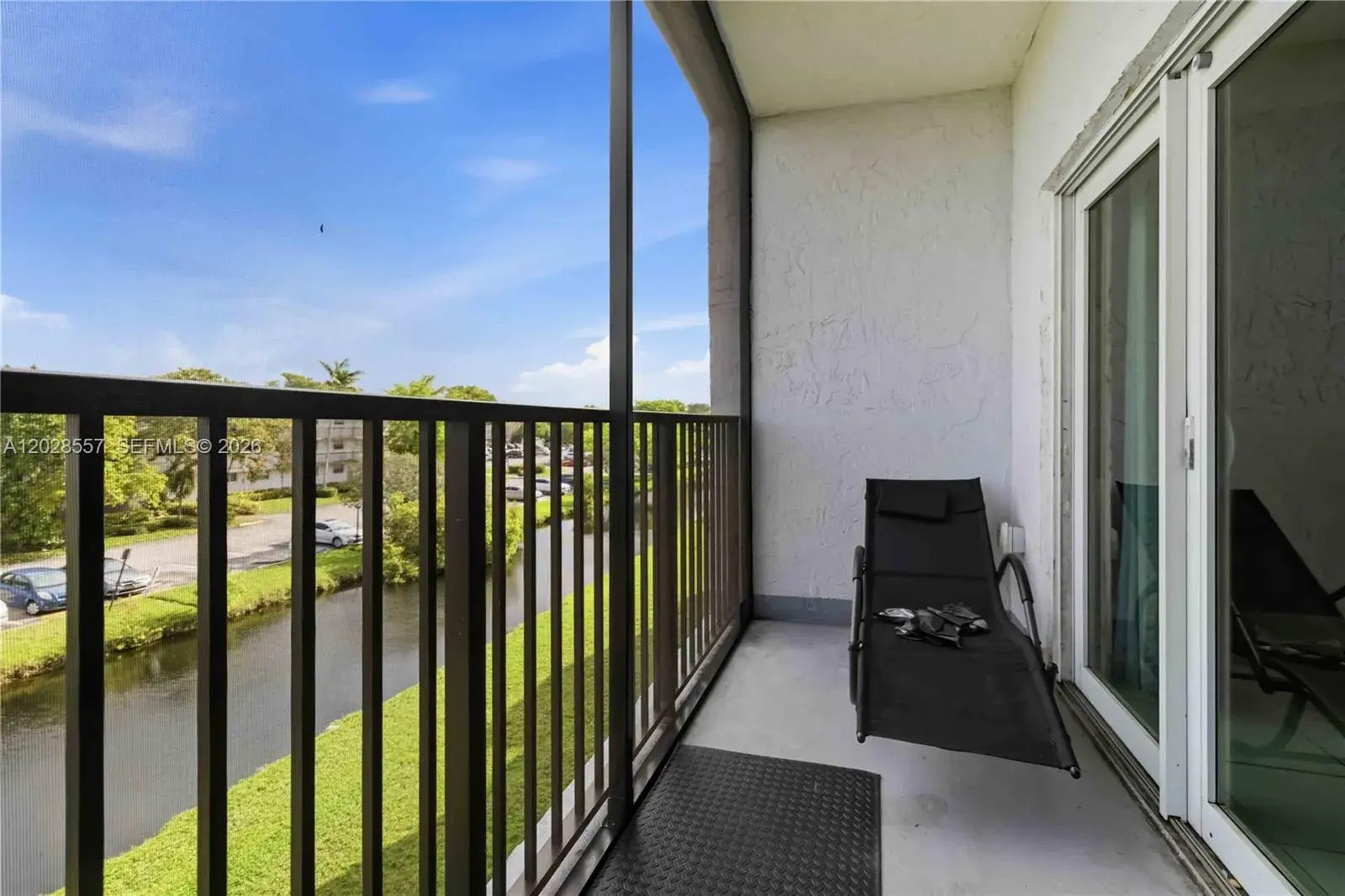 1 bedroom 1 bath Residential for sale at 7521 NW 16th St # 4307, Plantation FL 33313