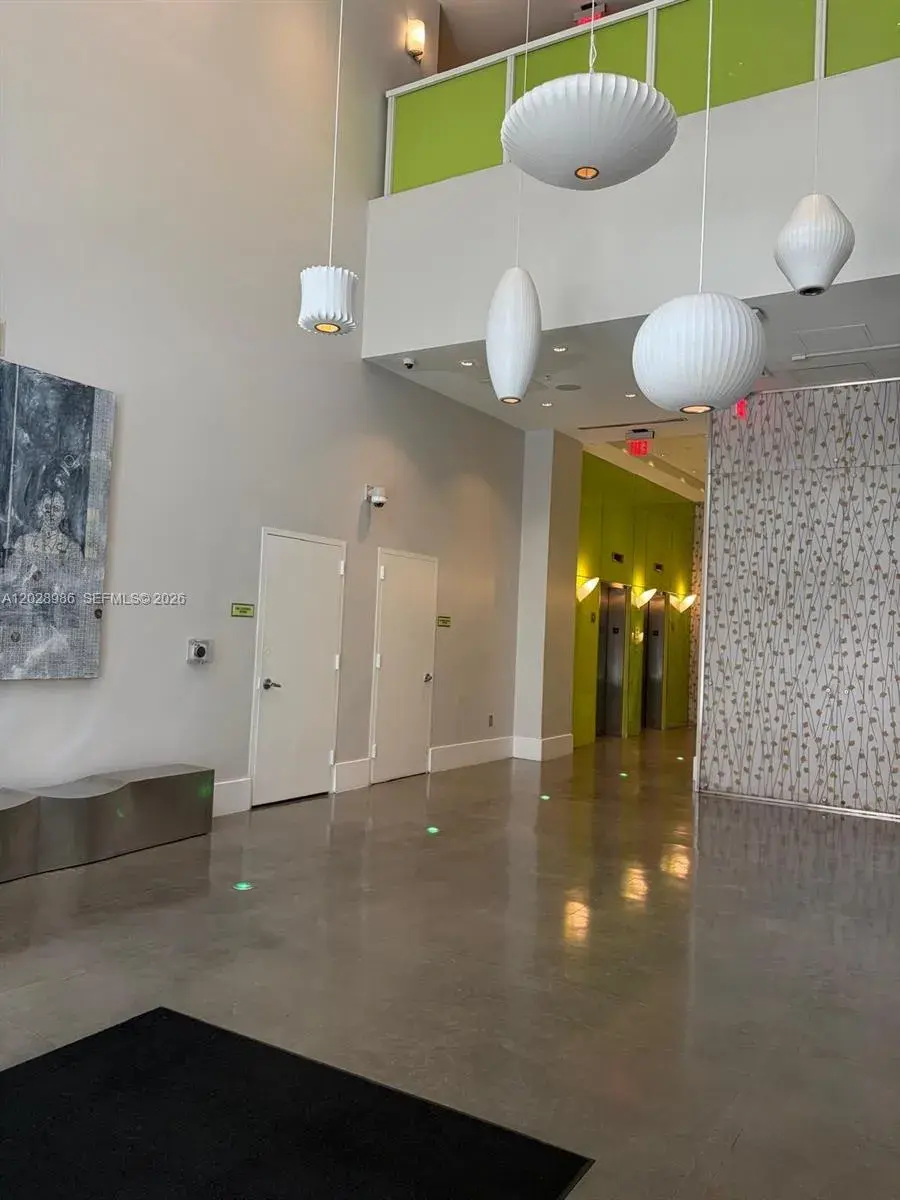 133 NE 2nd Ave # 913, Miami FL 33132