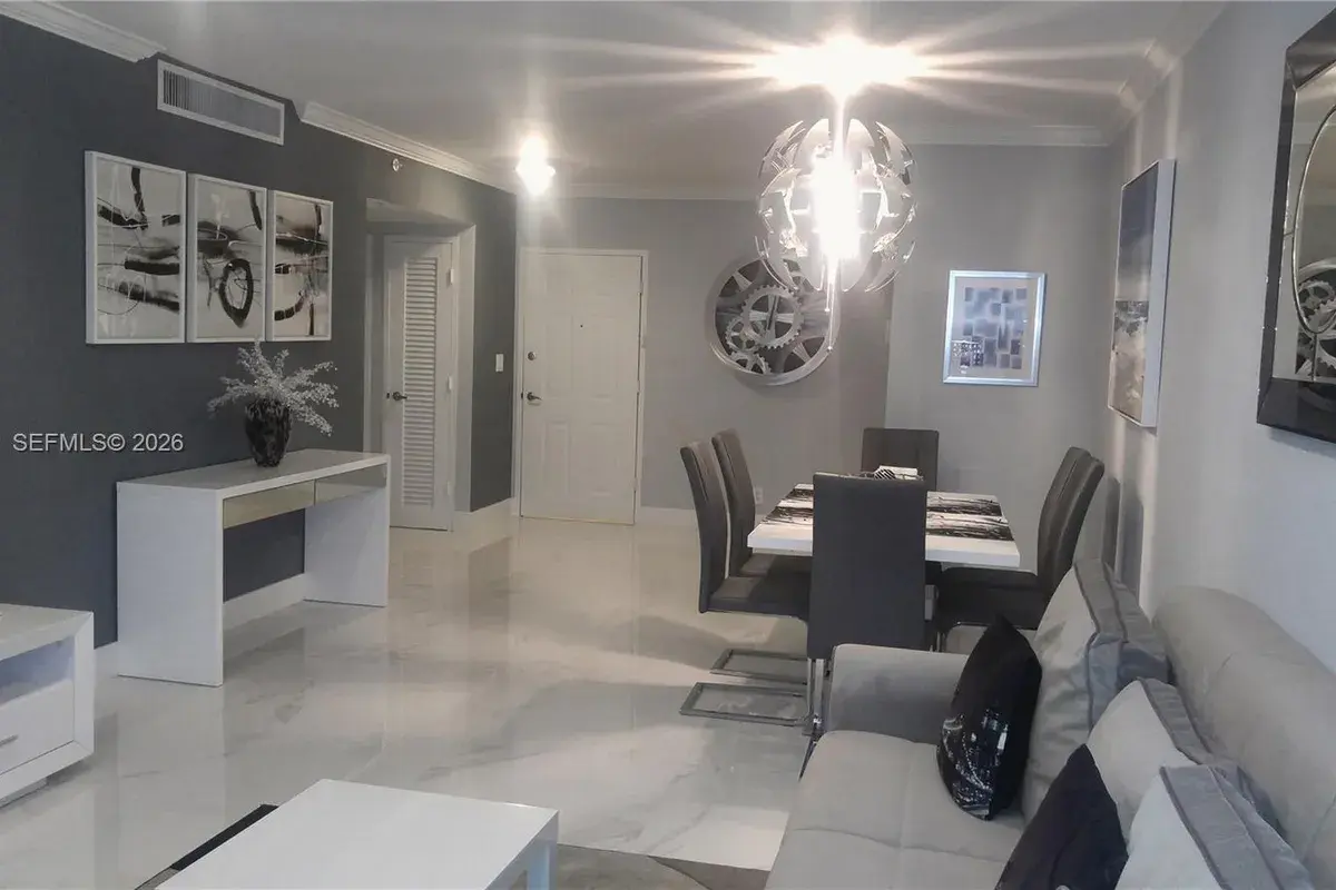 2501 S Ocean Dr # L04, Hollywood FL 33019